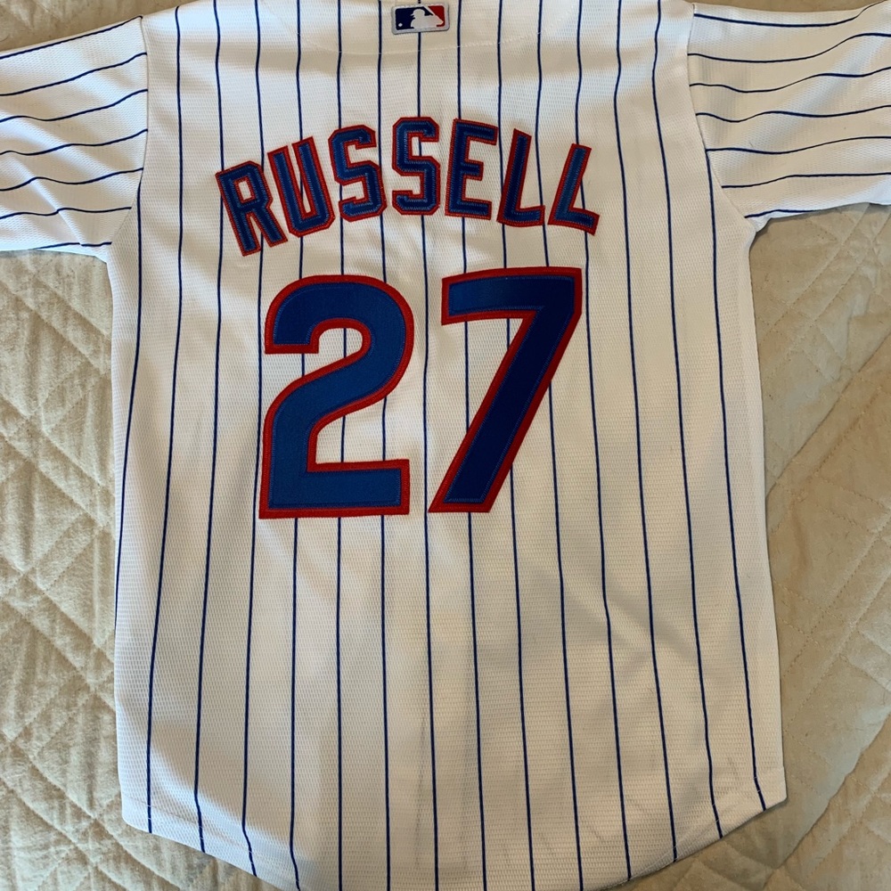 Youth small authentic Cubs jersey - Russell #27